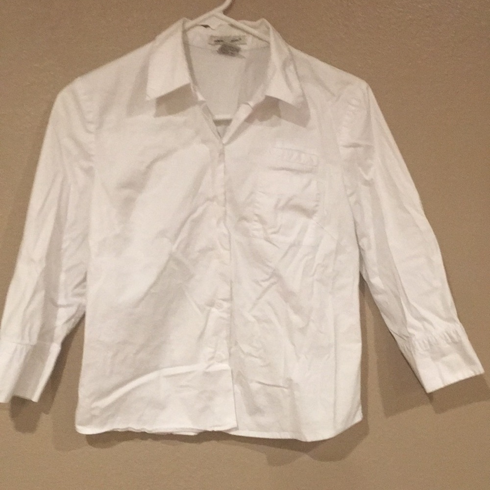 White button up top XS